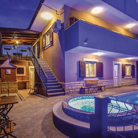 Lovely In With Jacuzzi * Split